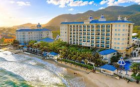 Lan Rung Beach Resort